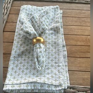 Pier 1 Cloth Napkins Decor (4)